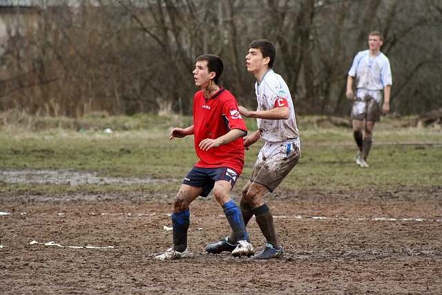 他的缺席可 他的缺席可